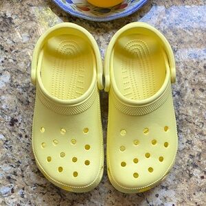 Lemon Yellow Crocs in clean condition, Women’s size 8, Men’s - 6. Wear on soles.